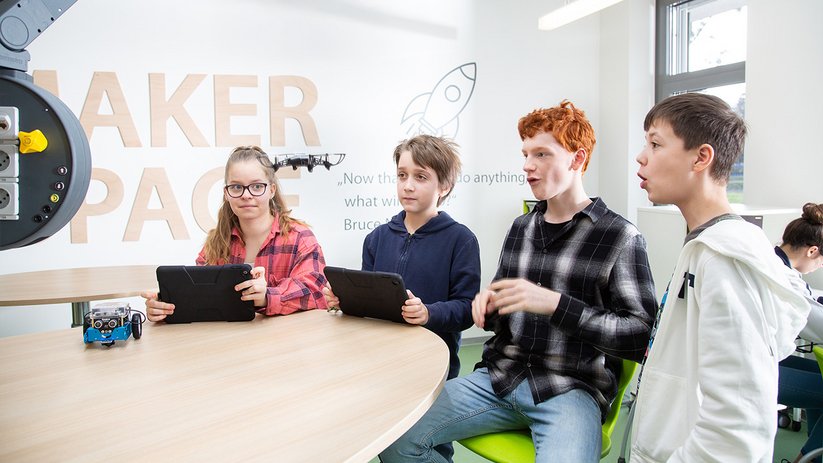 Drone in the classroom