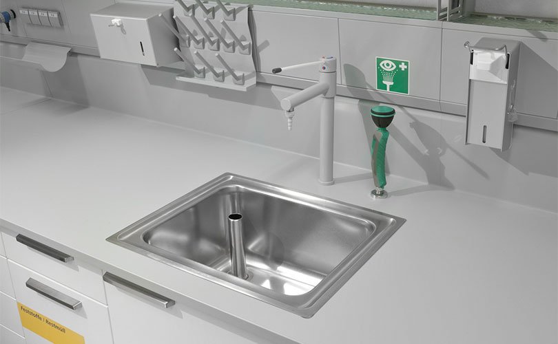 Stainless-steel lab sink with built-in Basin
