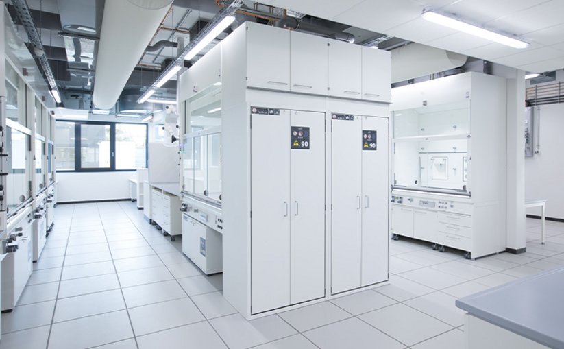 Waldner chemical cabinets in the laboratory