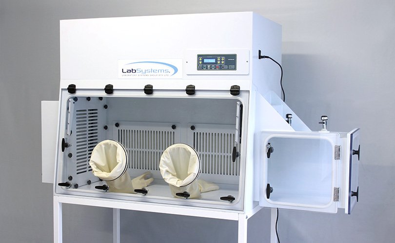 Freestanding laboratory containment glovebox