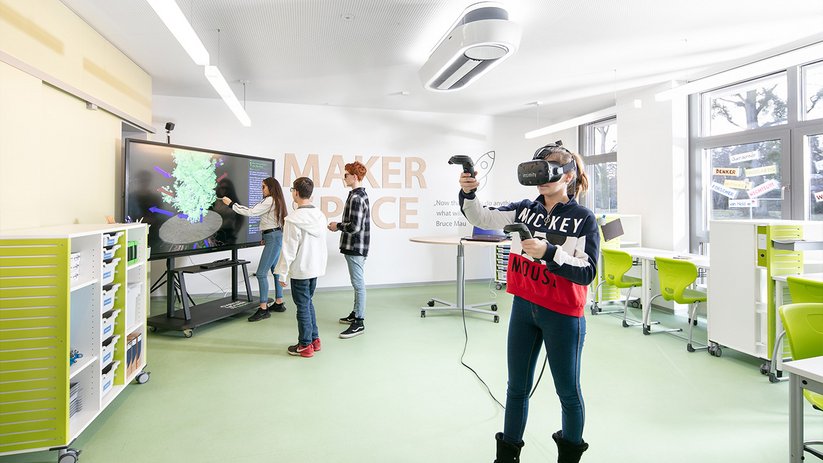 VR glasses in the classroom