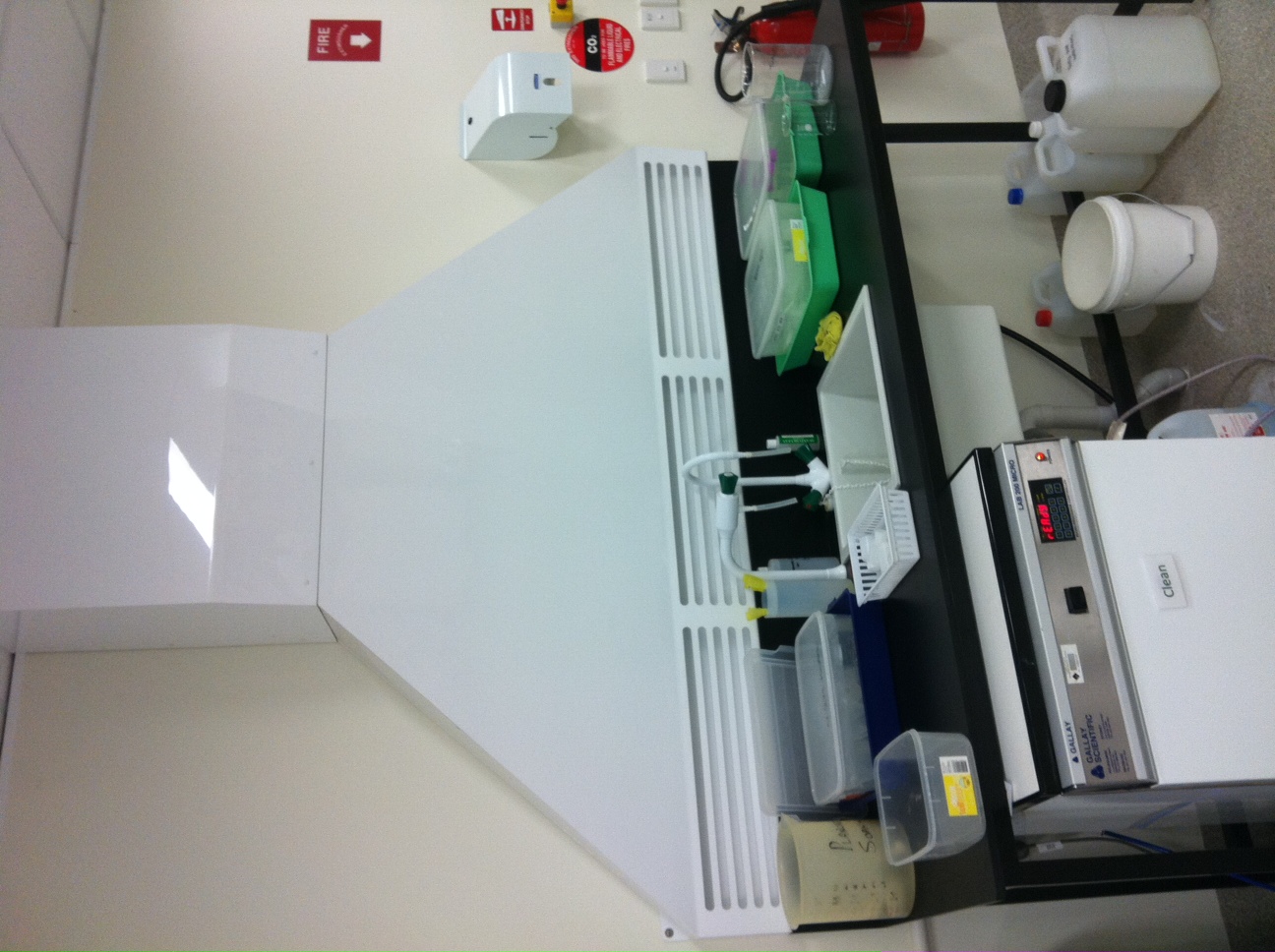 Slotted Extraction Hood Laboratory Systems Group